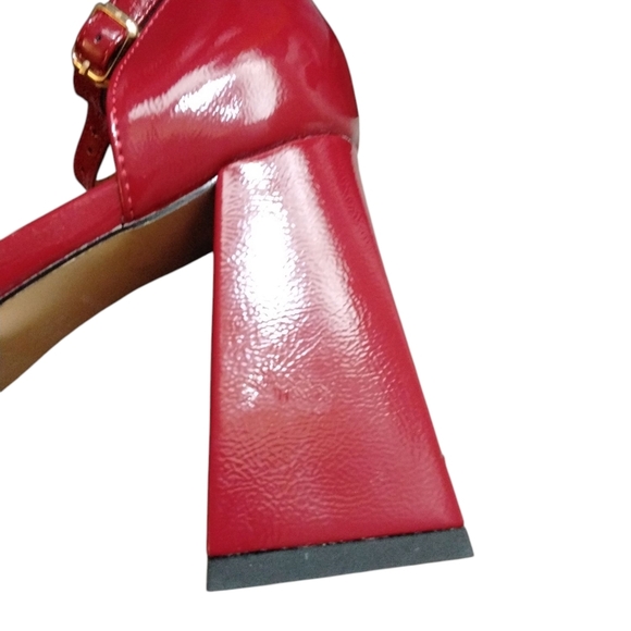 NEW Wet Kiss Red Chunky Platform Block Heels Size 7.5 - Picture 11 of 13